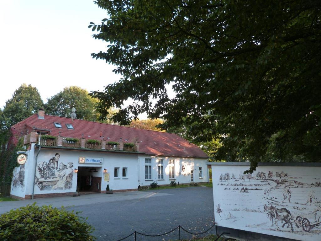 Landhaus Dargelin Hotel Behrenhoff Ngoại thất bức ảnh